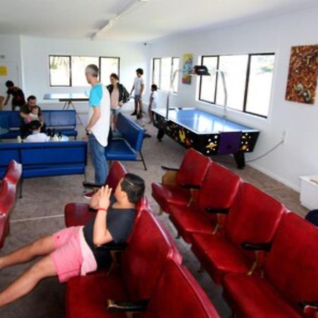 Waikanae Beach Top 10 Holiday Park Gisborne Exteriör bild