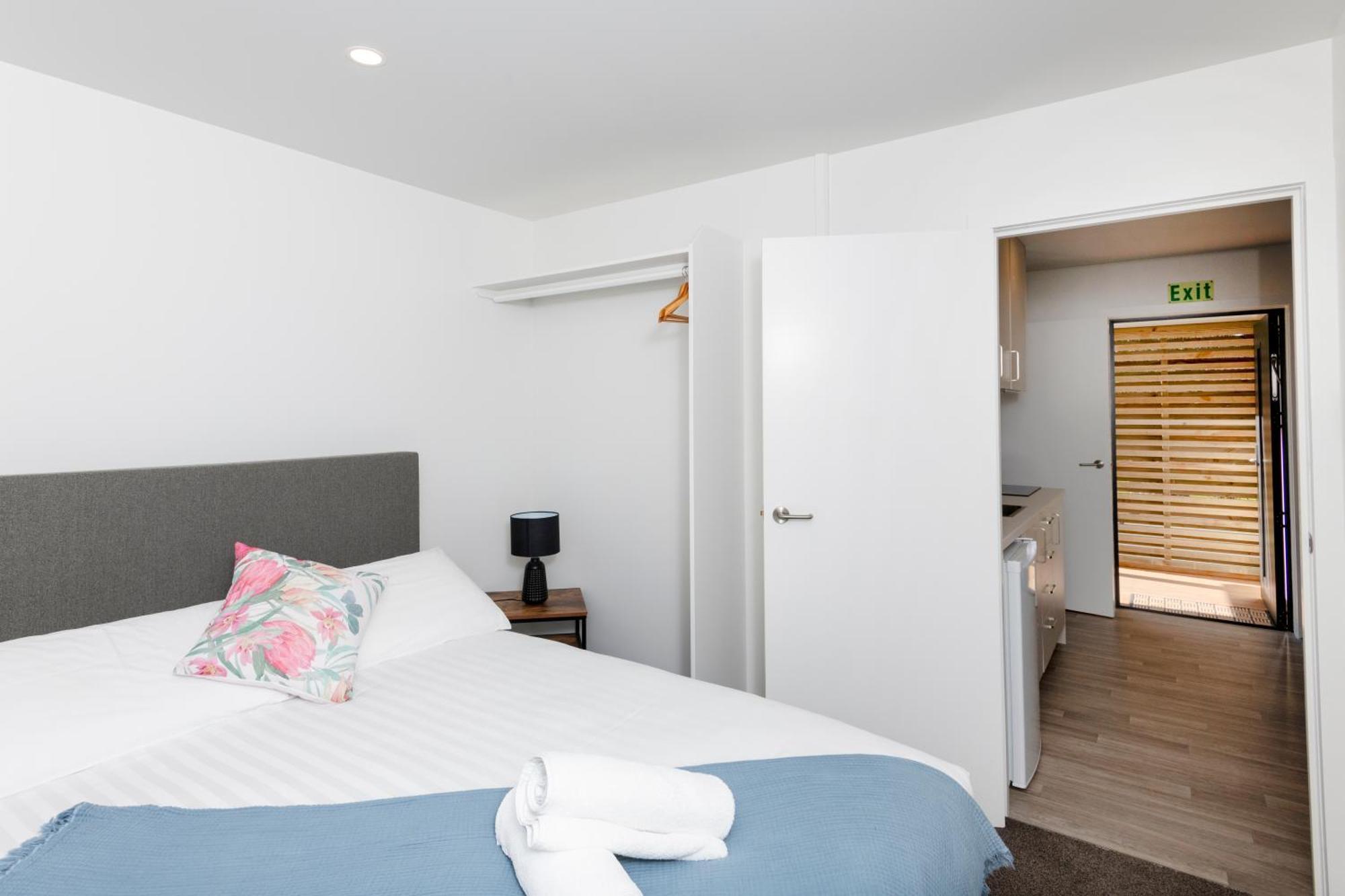 Waikanae Beach Top 10 Holiday Park Gisborne Exteriör bild