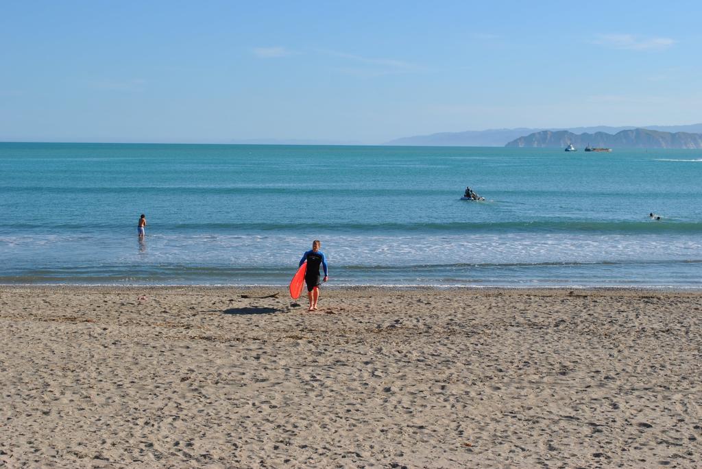 Waikanae Beach Top 10 Holiday Park Gisborne Exteriör bild