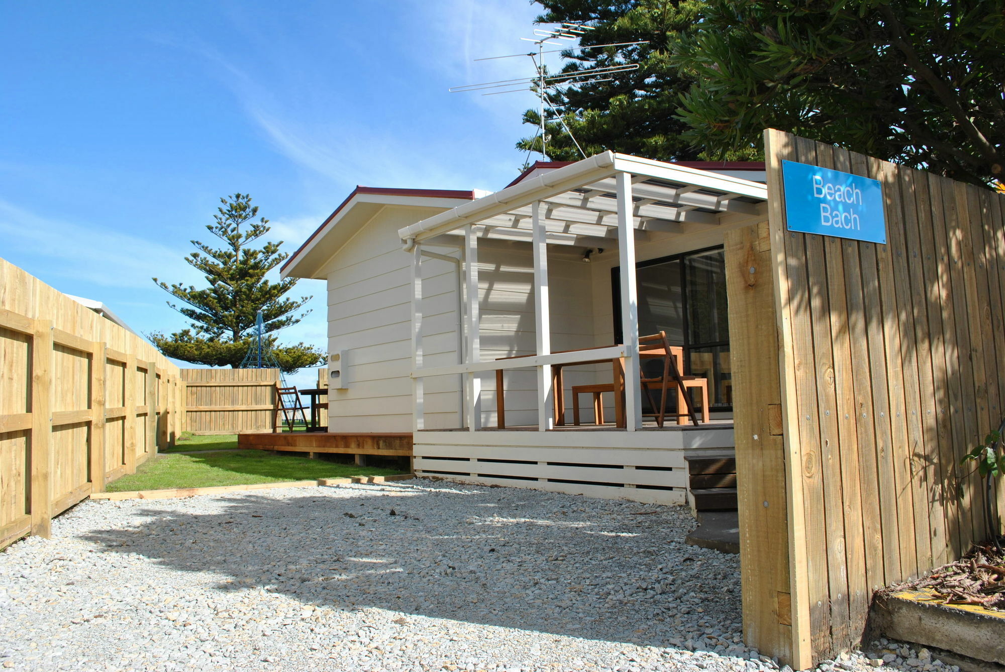 Waikanae Beach Top 10 Holiday Park Gisborne Exteriör bild