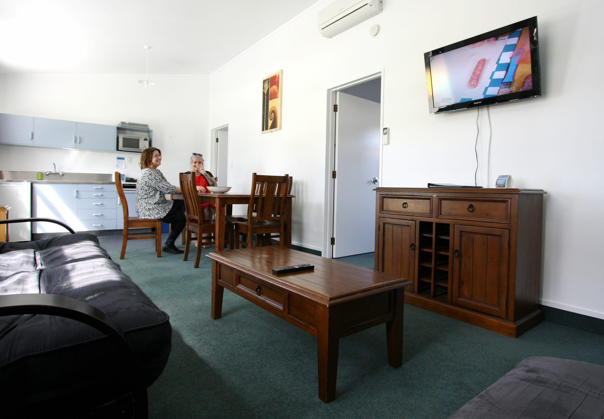 Waikanae Beach Top 10 Holiday Park Gisborne Exteriör bild